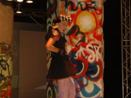 Вероника Вапирова представи колекцията си "London is Burning"