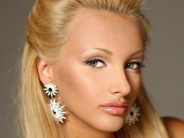 Да подкрепим Юлия Юревич на Мис Свят  