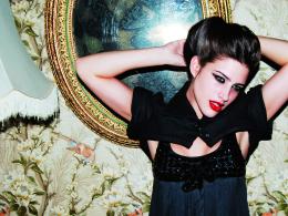 Lynne облича участничките в Лейди България  