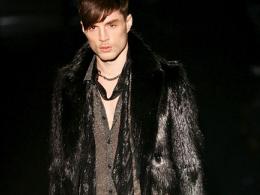 Кожени жакети и пухкави якета хит в мъжкия гардероб  