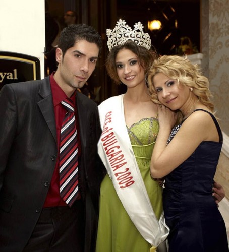 ES line Models даде началото на кастинга за конкурса Face of Bulgaria