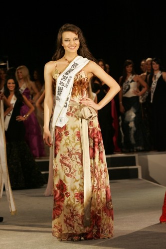 BECOME EXPOSED ВЪВ ВАШИЯ ГРАД